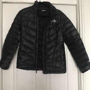 Black North face puffer jacket
